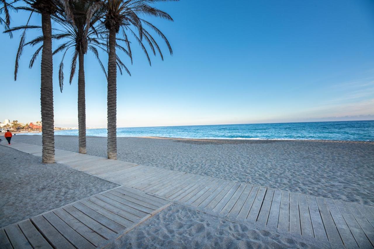 Modern Apartment Next To The Beach, Pets Friendly Benalmádena Exterior photo